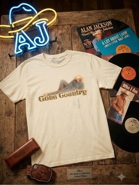NWT Gina Girls In Action "Gone Country" Alan Jackson Graphic Tee – Size L
